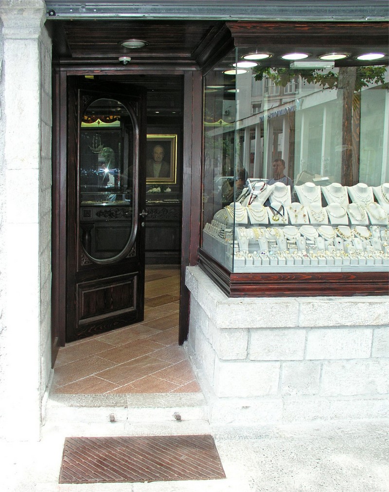 the entrance door